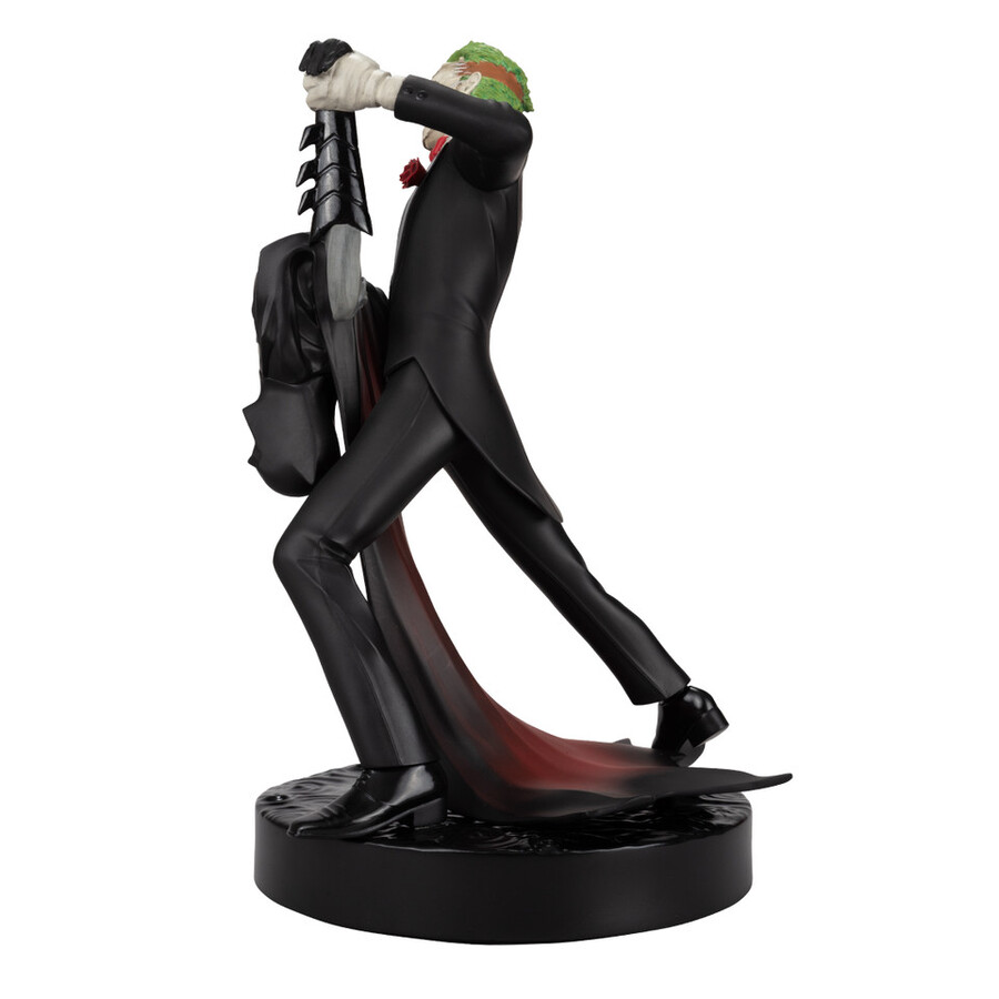 the joker batman by greg capullo dc designer series resin statue