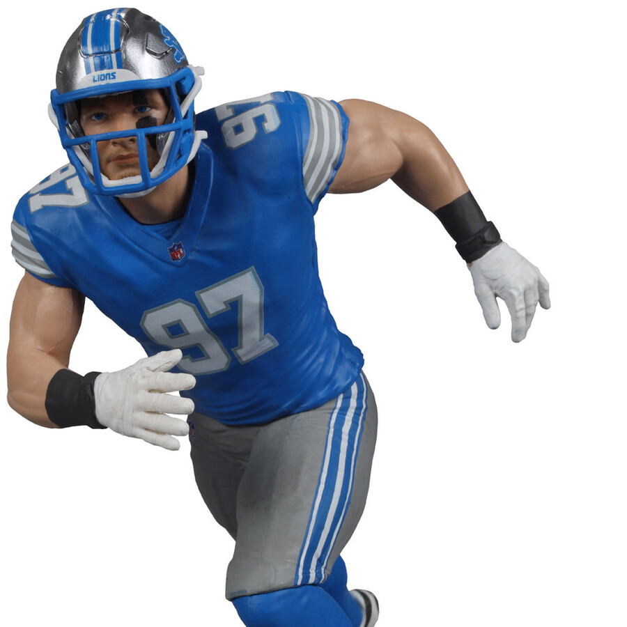 aidan hutchinson detroit lions nfl bundle 2 regular and platinum chase 7 figures mcfarlanes sportspicks